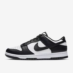 Nike Dunks PANDA Women’s 8.5